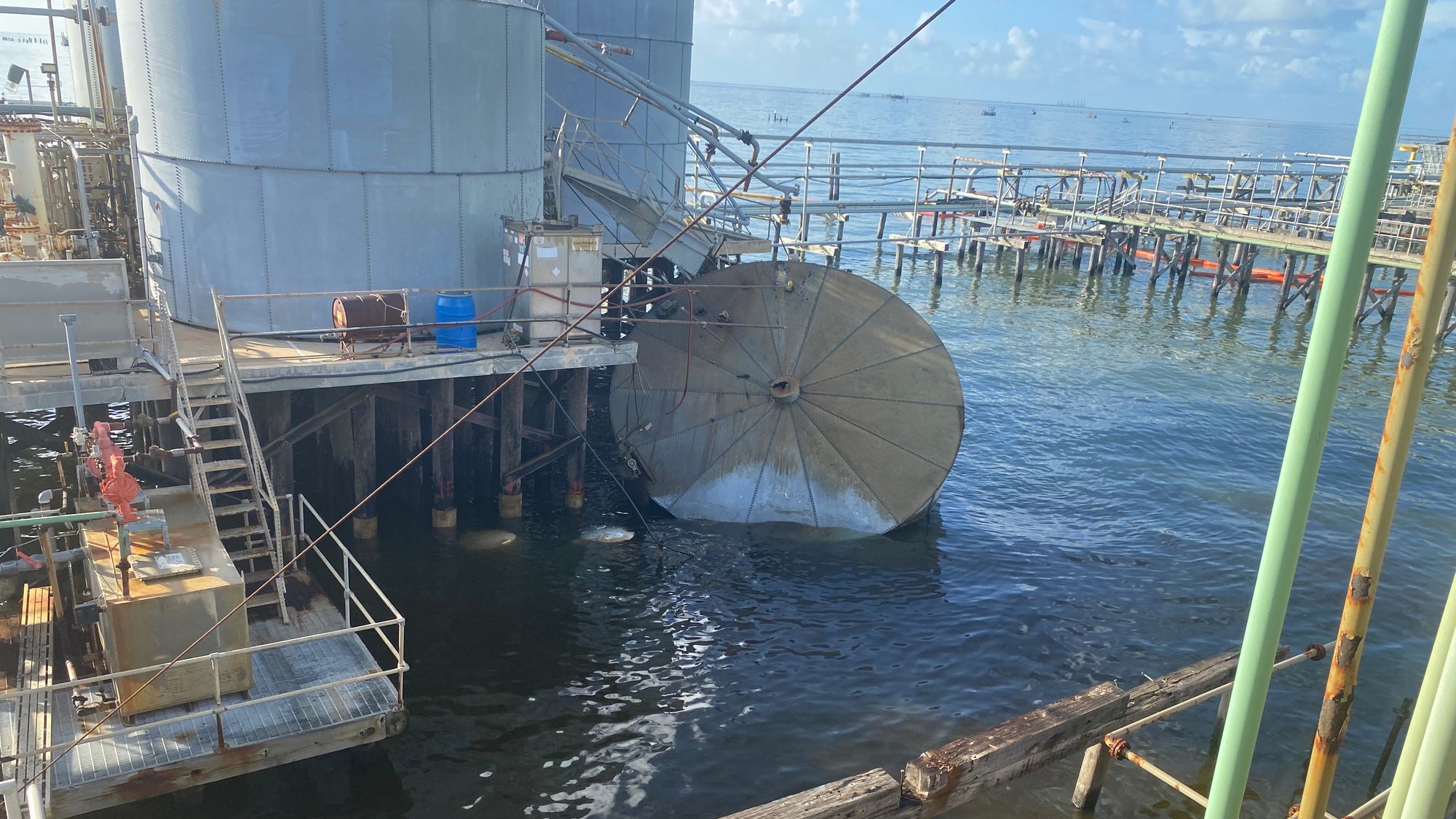 Public Health Notice Issued After Louisiana Oil Spill