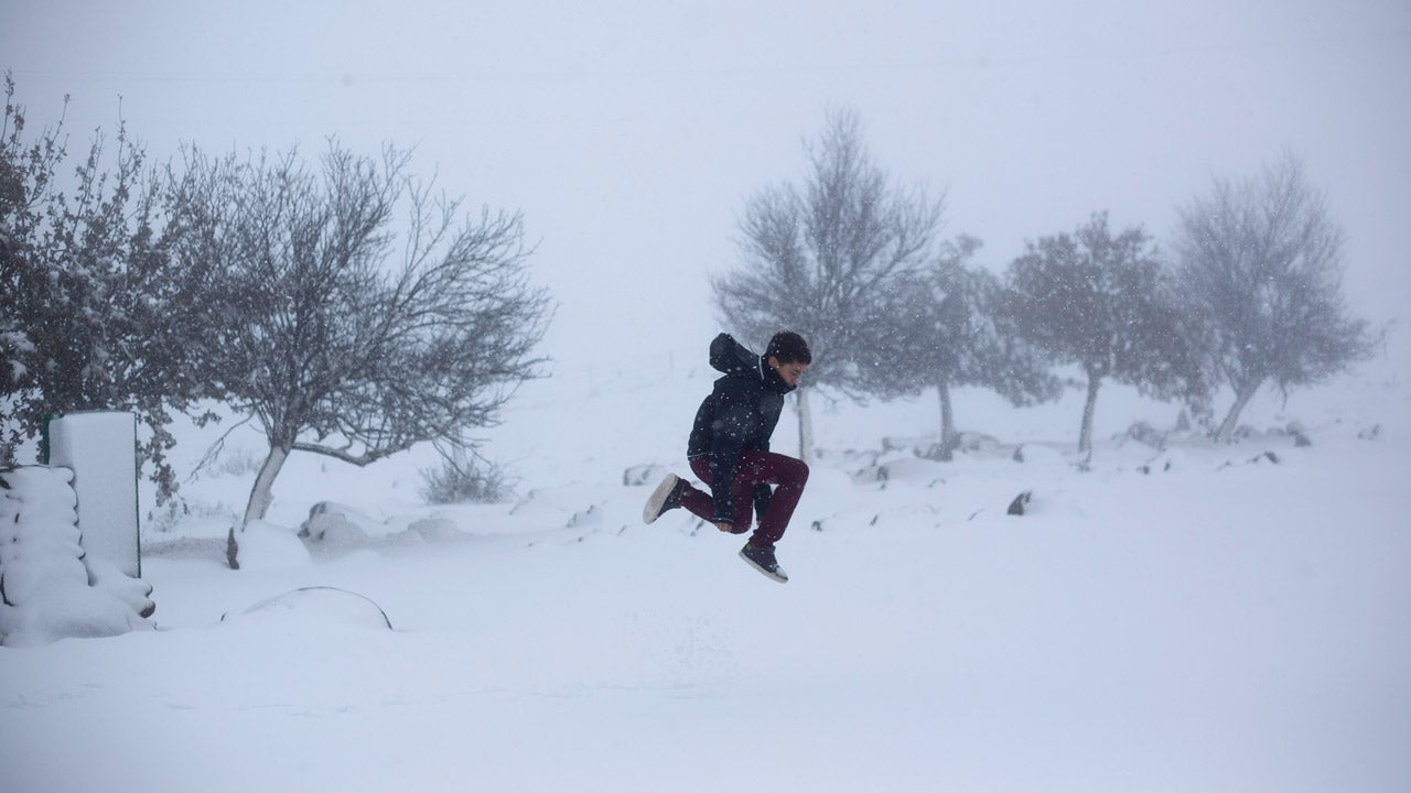 Middle East Winter Storm Kills at Least Two Syrian Refugees; Snow