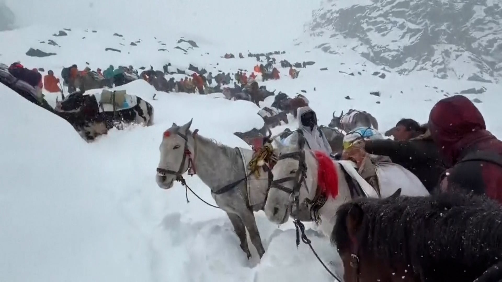 Heavy Snow Traps Hikers On Mount Everest In Tibet