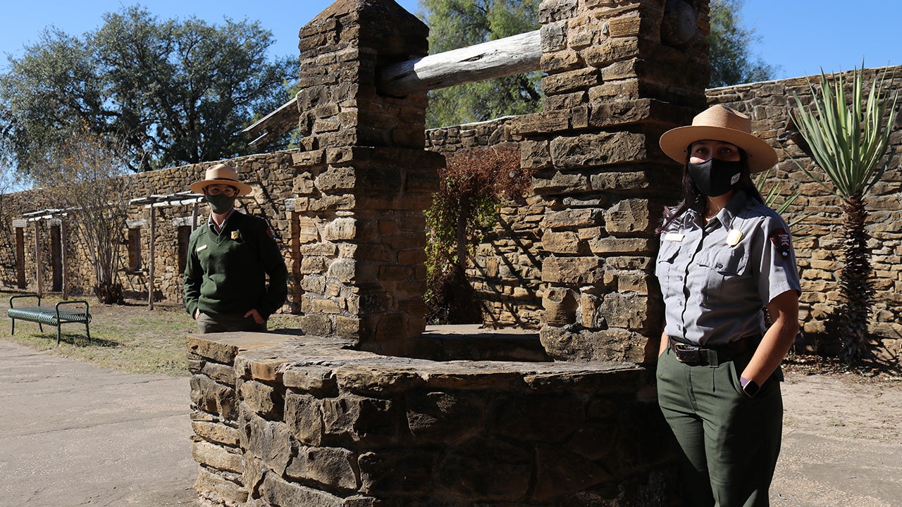 Masks Required at National Parks Now Because of COVID-19, Park Service Announces