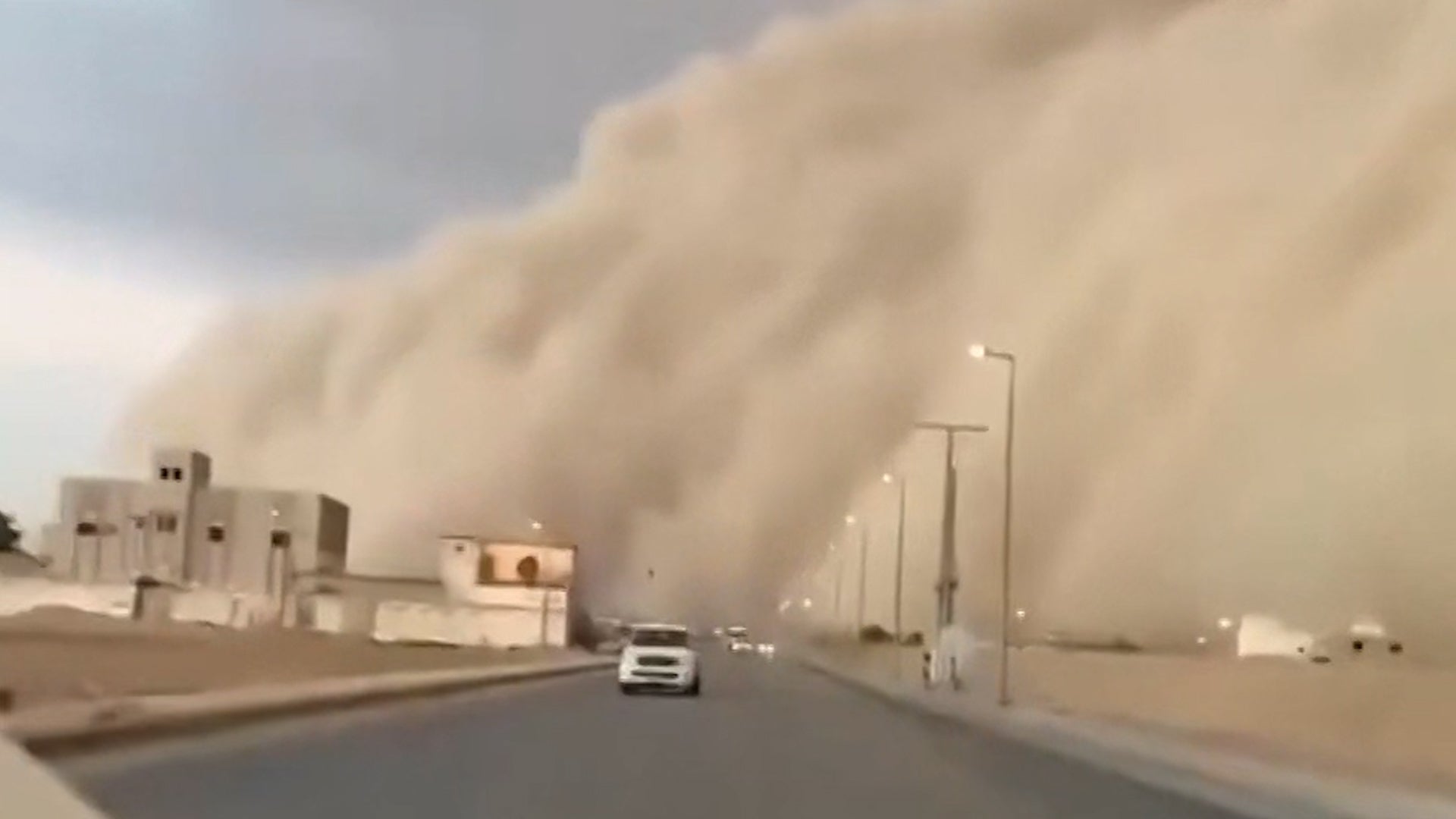 Watch: Egypt Blanketed In Blinding Khamaseeni Sandstorms