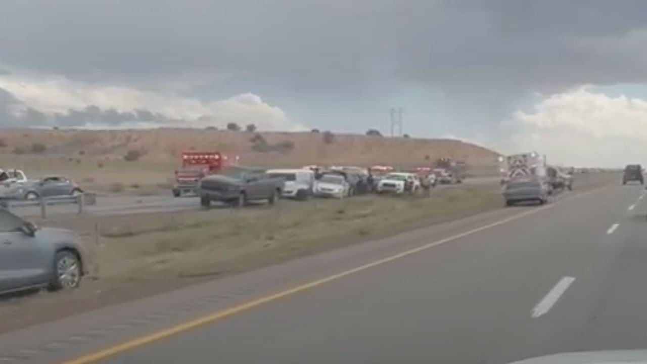 New Mexico Dust Storm Triggers Pileup; 18 Injured | Weather Underground