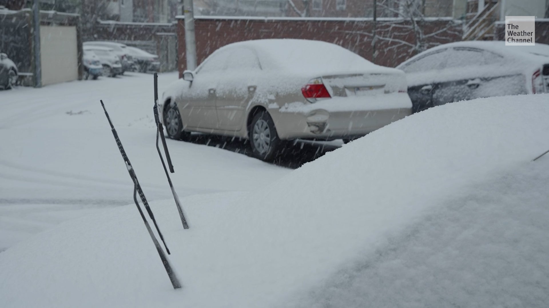 Should You Lift Your Windshield Wipers In Winter Weather?