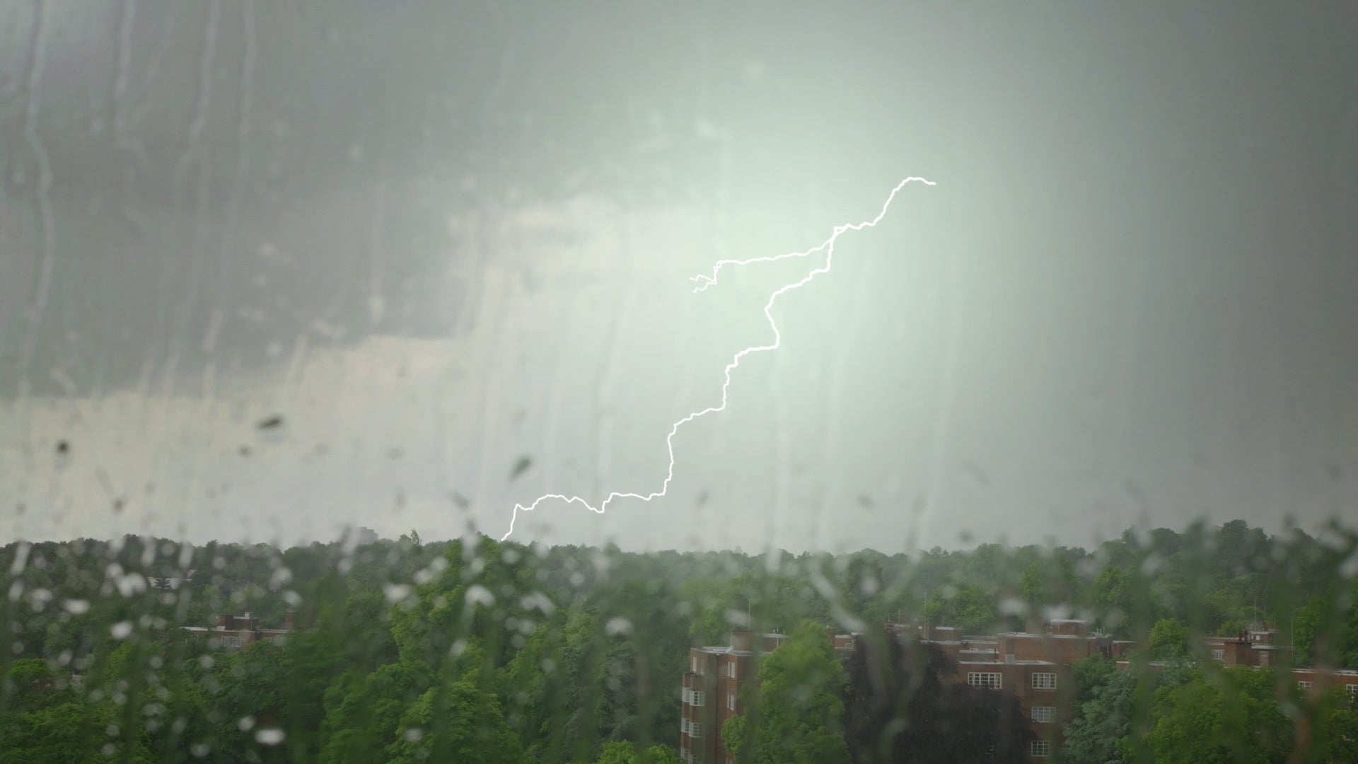 How To Stay Safe During A Thunderstorm When You&rsquo;re Inside