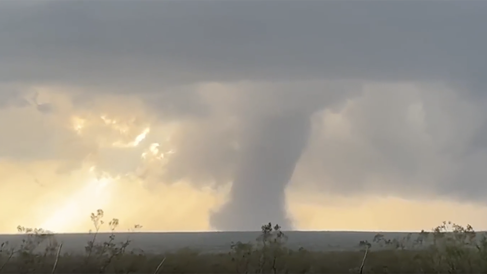 West Texas Tornadoes, Hail Caught On Video Videos from The Weather