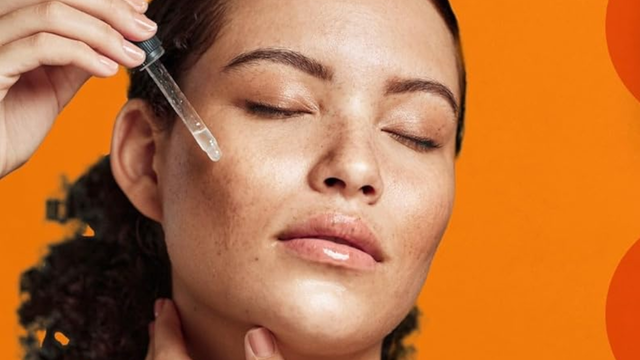 Police man forcing to lick her pussy.