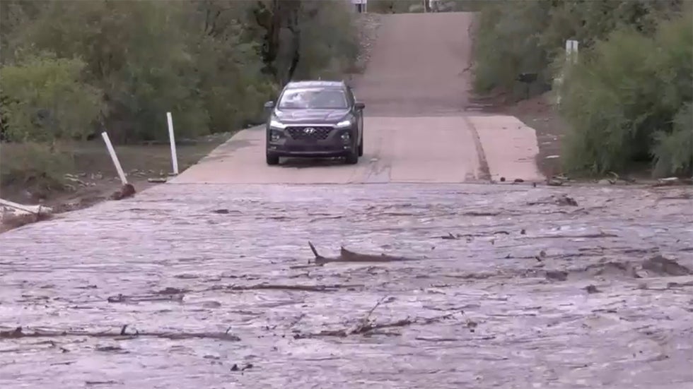 Monsoon Rains Cause Flash Flooding In Yavapai County, Arizona - Videos ...