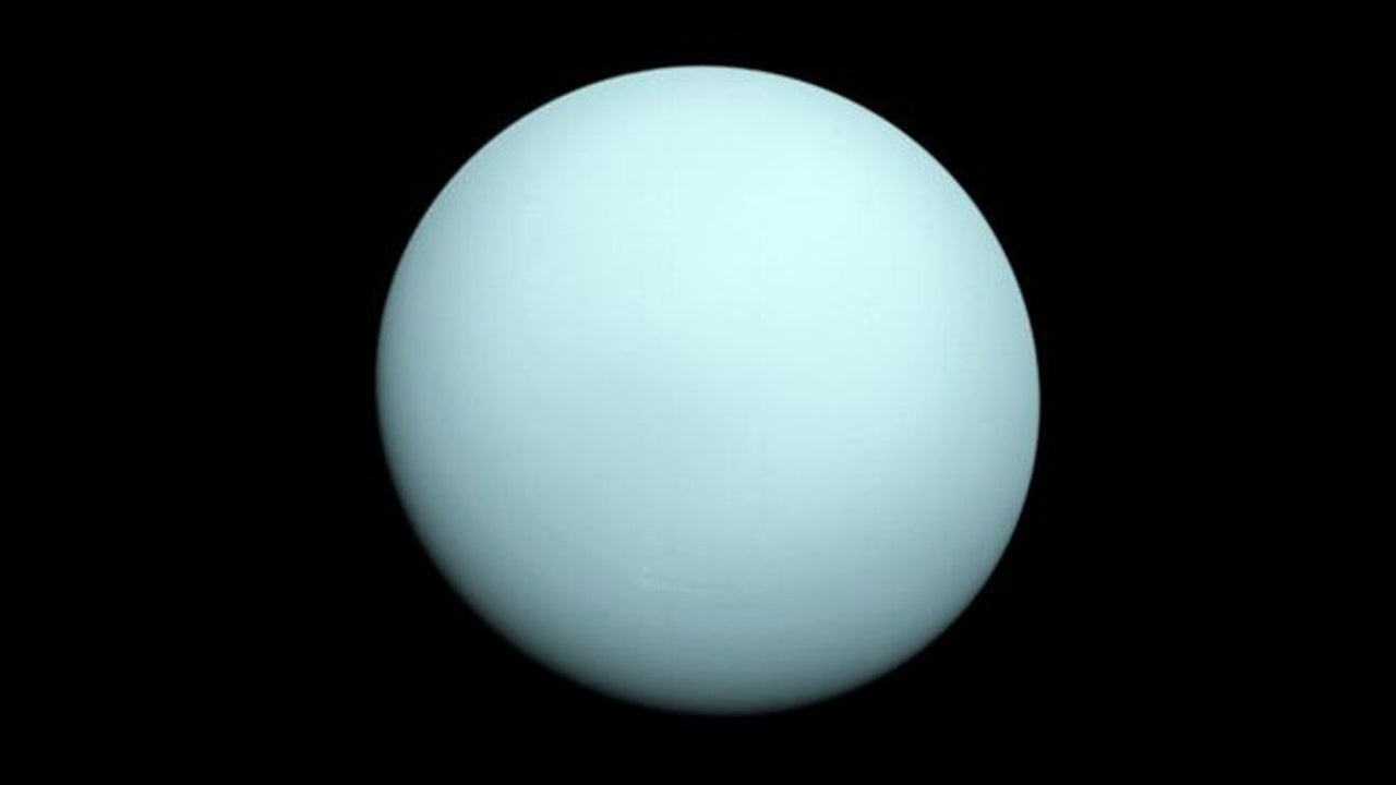 Uranus Smells Like Rotten Eggs, Study Says