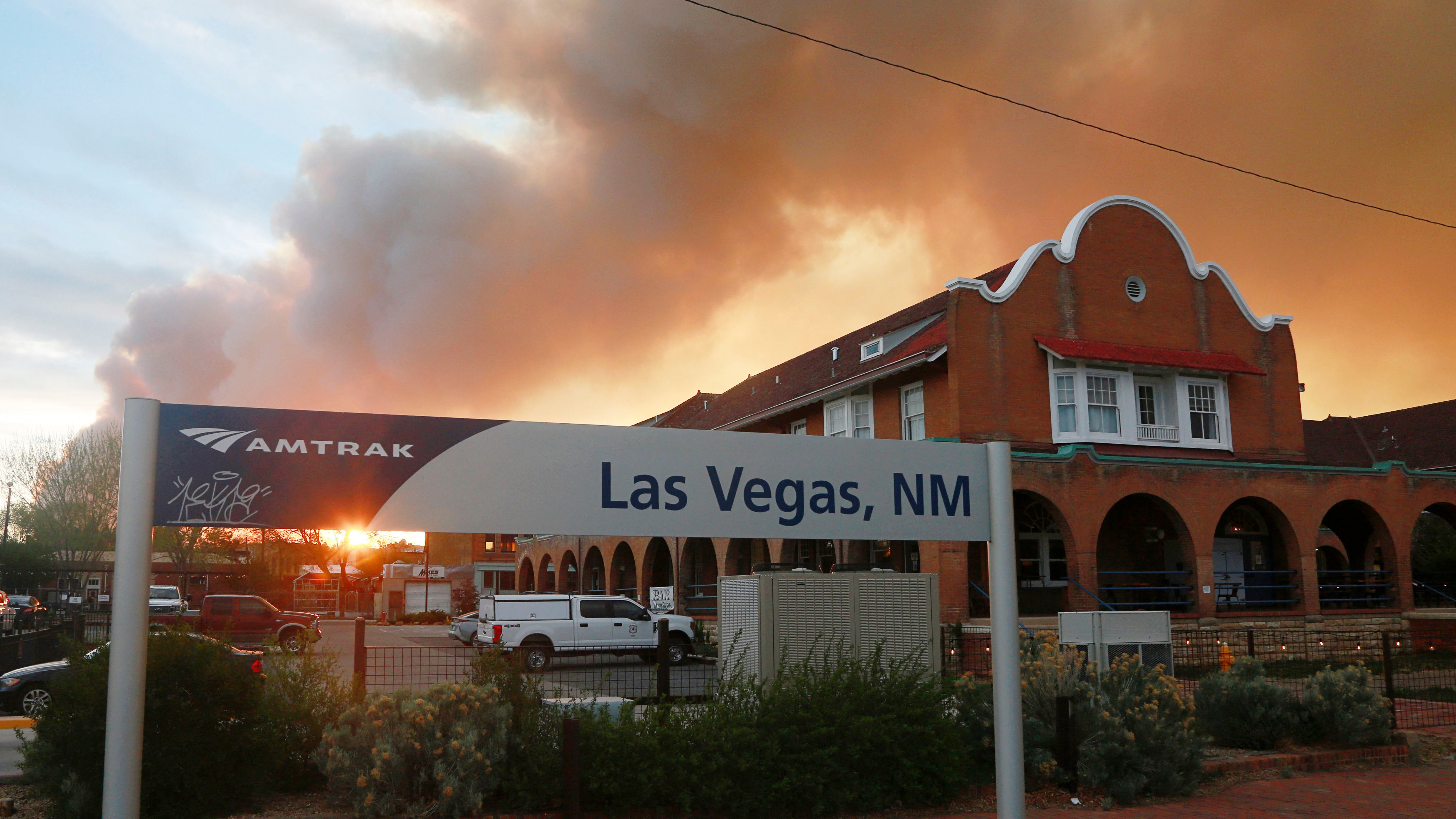 Western Wildfires, in Photos 