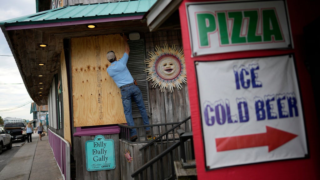 Photos: Preps In Florida As Idalia Approaches