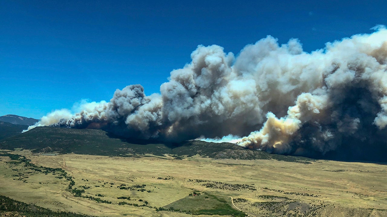 Wildfires Rage On in Colorado, Wyoming, New Mexico and California (PHOTOS)