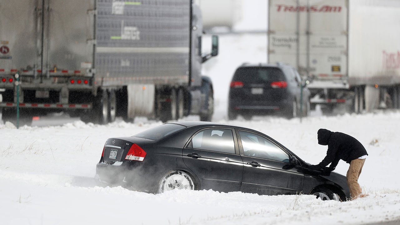 Halloween Storm to Bring Snow to Central Plains, Midwest (PHOTOS)