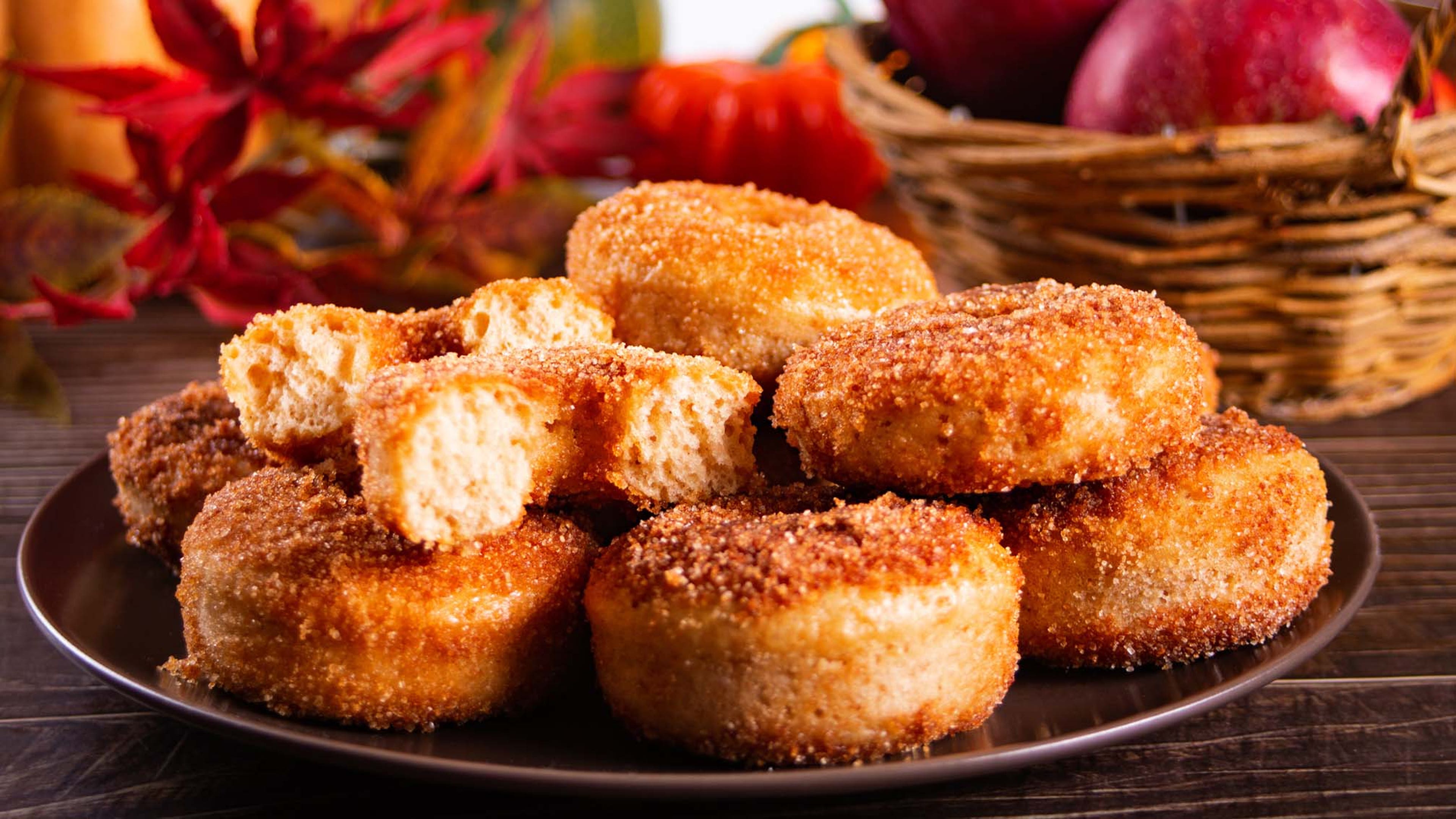 apple cider doughnuts