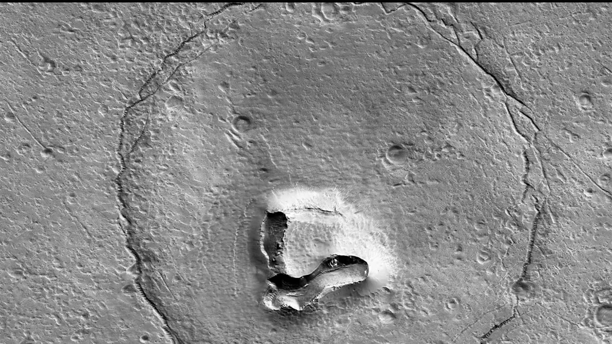 objects photographed on Mars