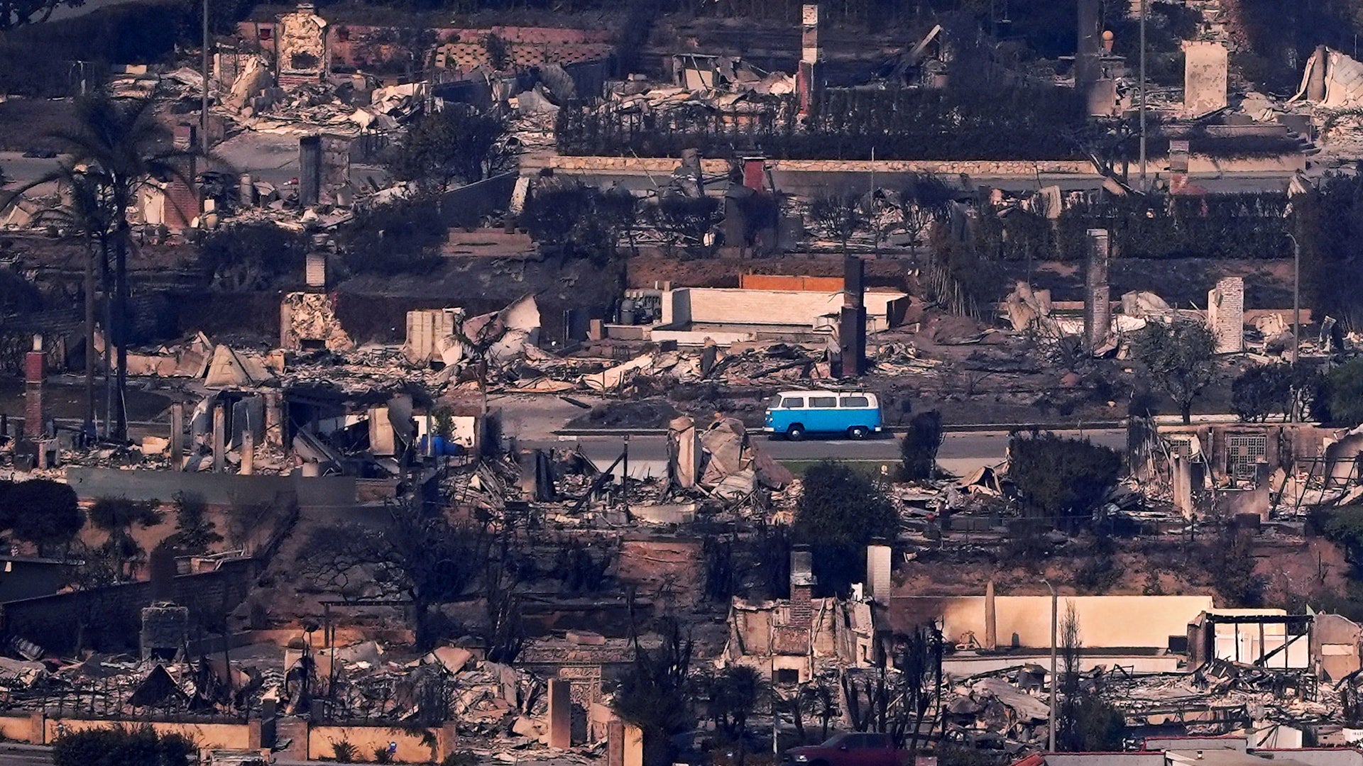 Volkswagen Returns Vintage Bus To Palisades Survivor