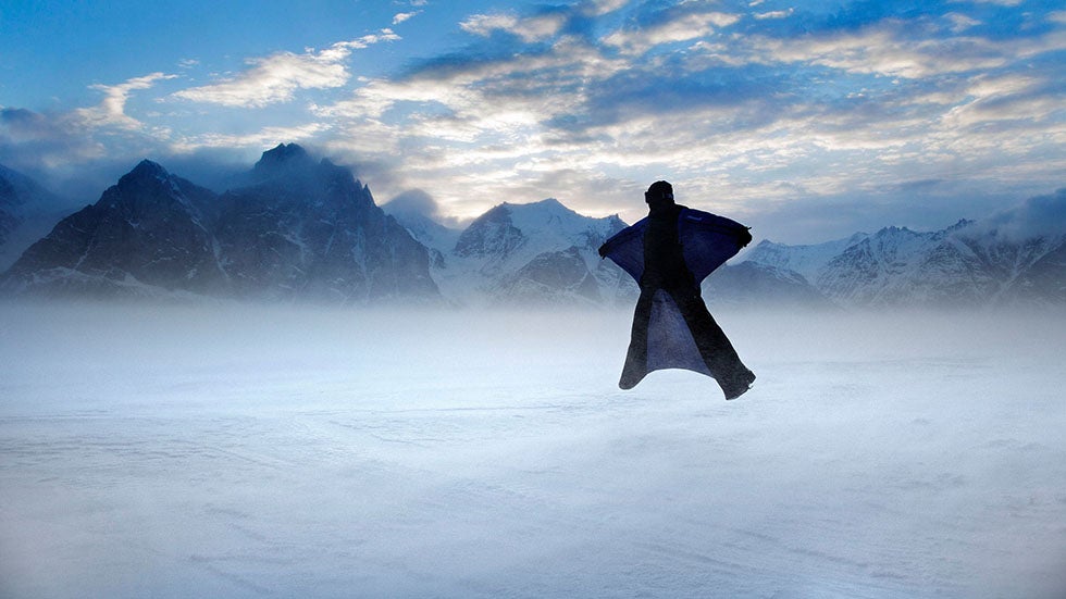 Daredevil Photographer Hurt on Quest for Amazing Photos