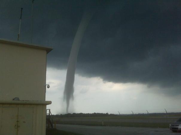 Cellphones, Smartphones to Get Severe Weather Messages