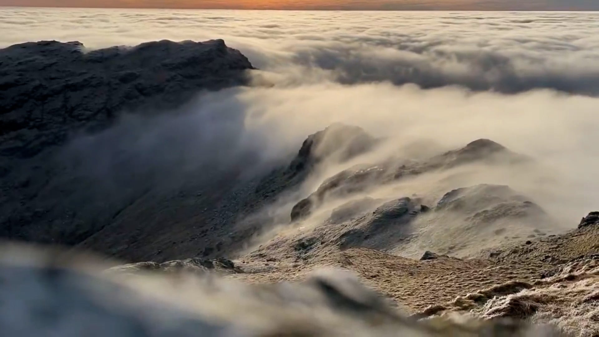 Clouds Flow Like Water Over Scotland&rsquo;s Mountain Peaks