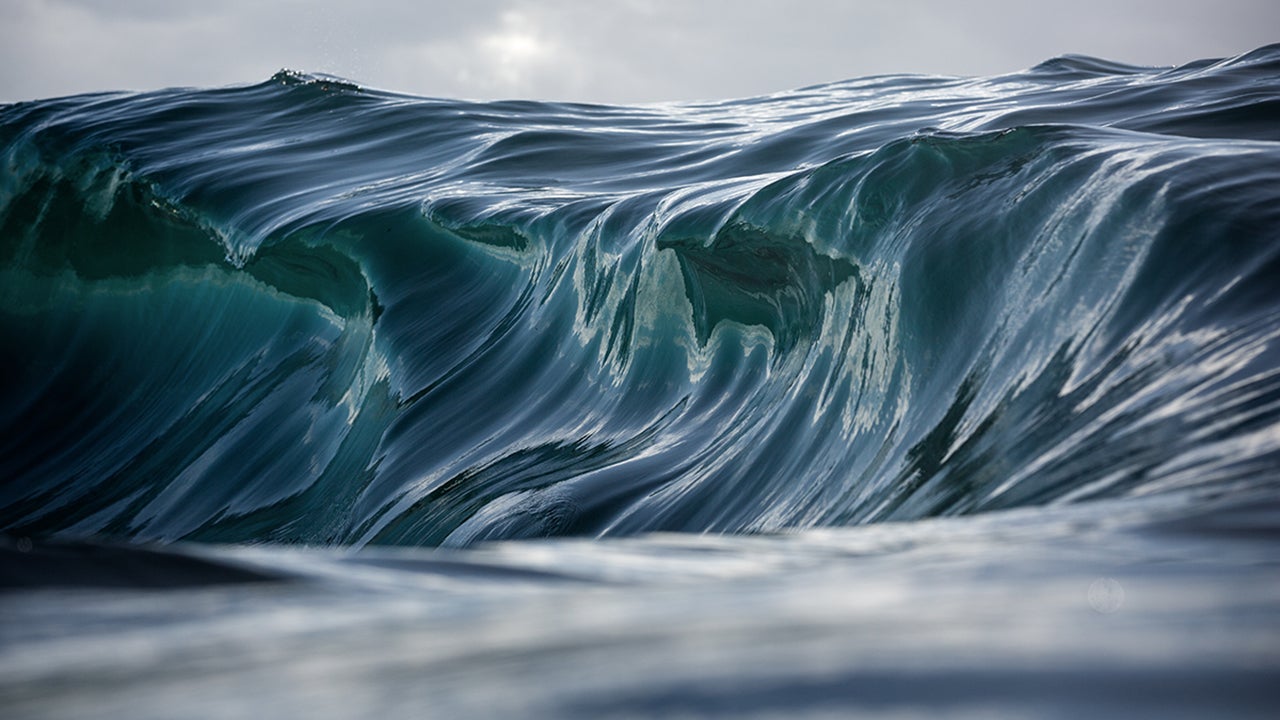 Mesmerizing Photos Capture the Ever-Changing Sea | The Weather Channel, image size:1280x720