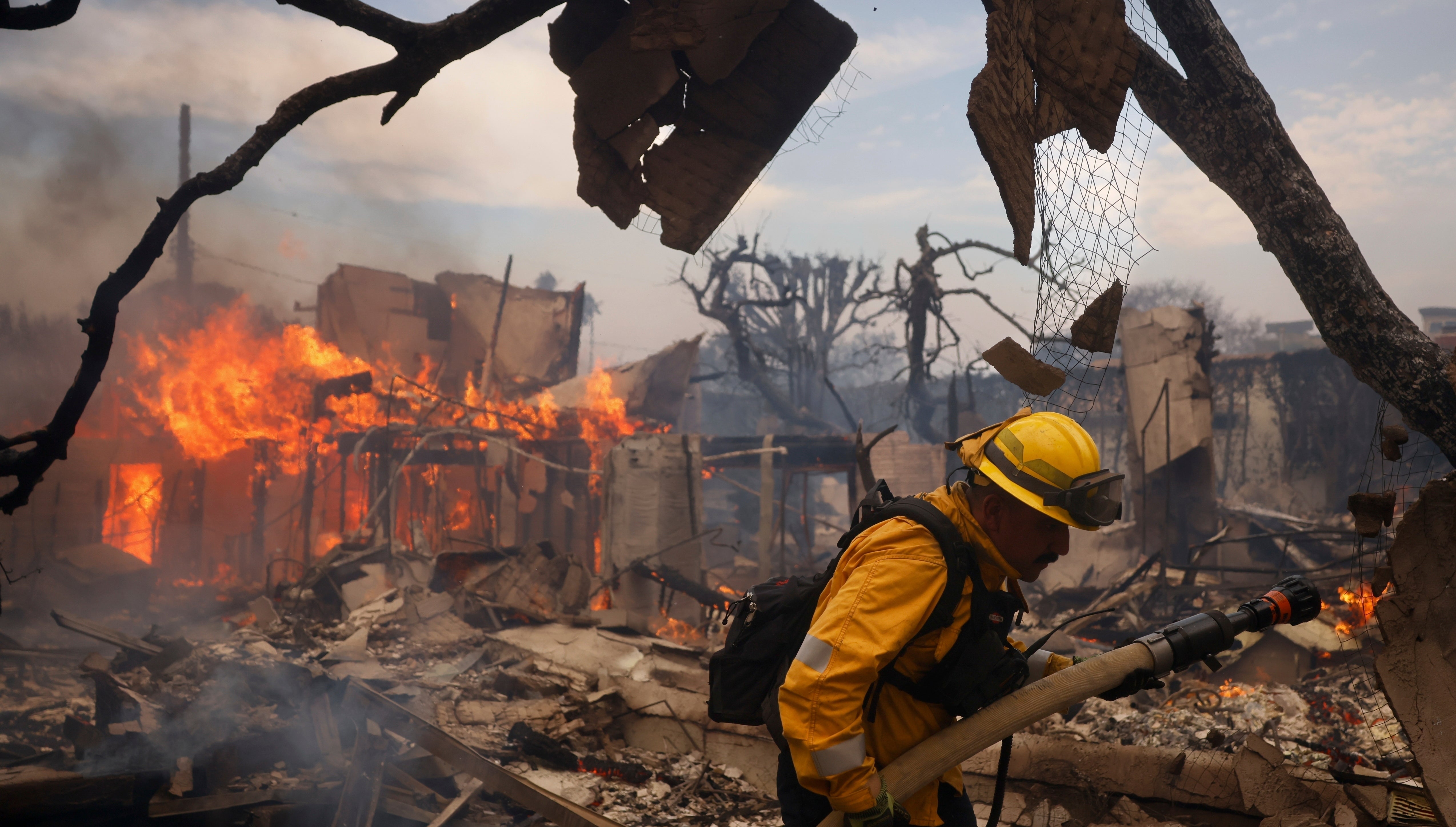 Billion-Dollar Weather And Climate Disasters Of 2025 | Weather.com