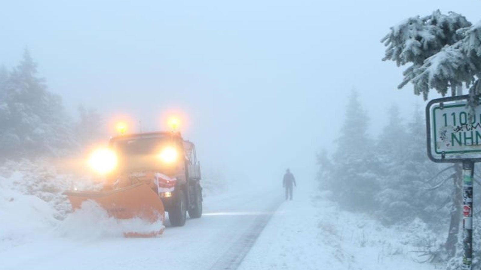 Eingeschneiter Brocken So Viel Schnee Lag Mitte Dezember Zuletzt Vor 36 Jahren The Weather Channel Artikel Von The Weather Channel Weather Com