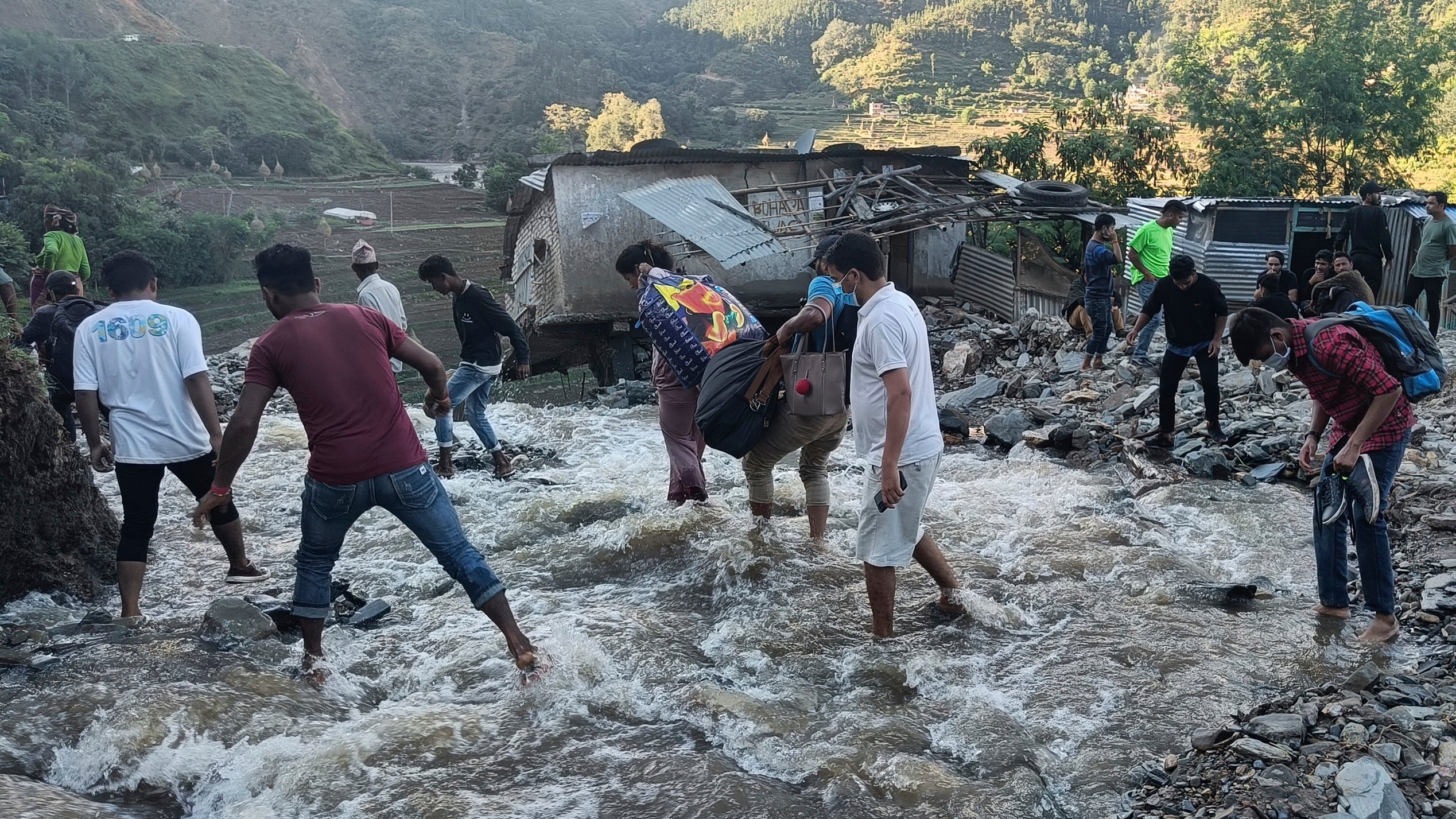 mehr-als-100-tote-bei-berschwemmungen-in-nepal-the-weather-channel