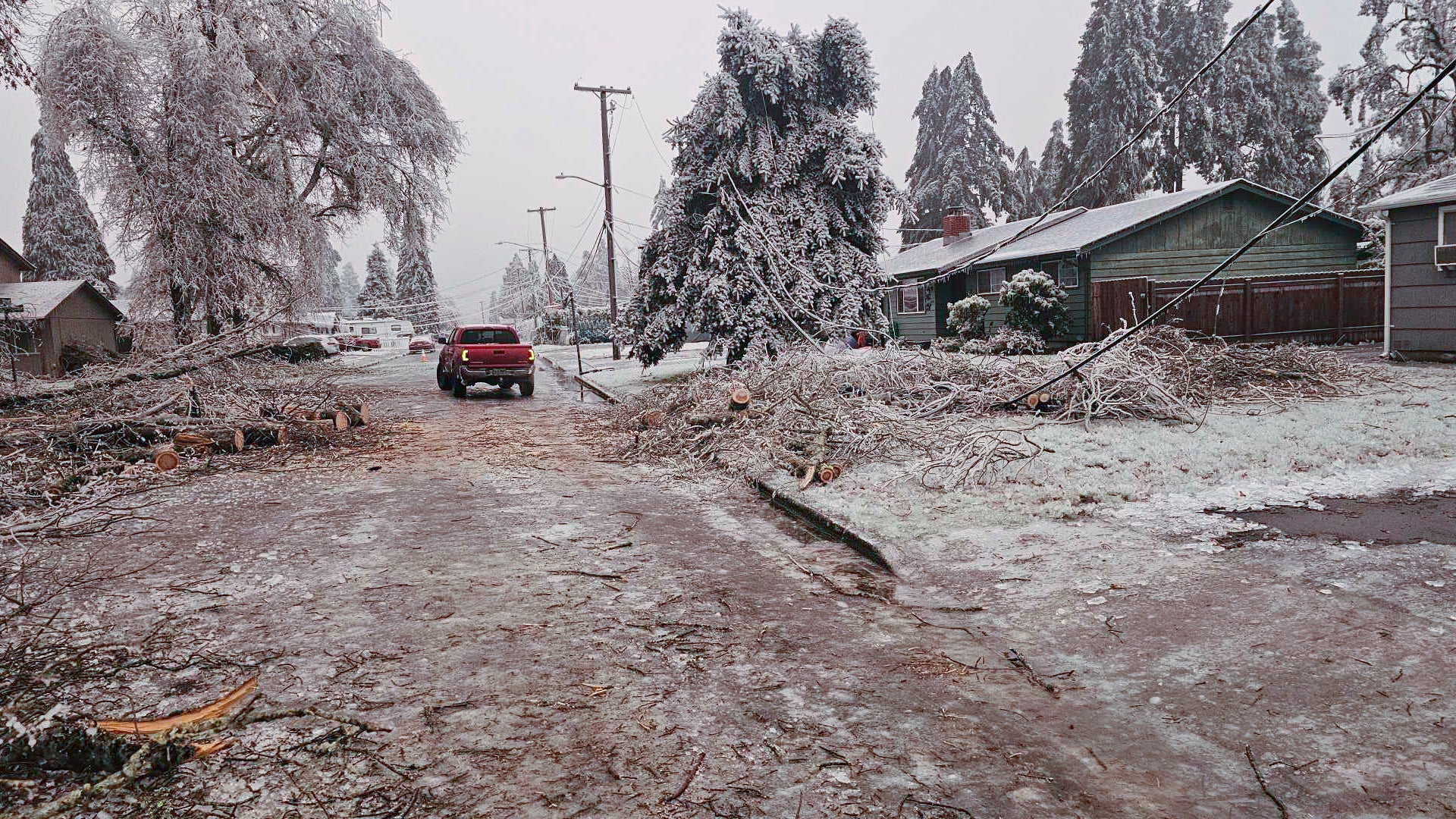 USA Tote bei Wintersturm in Oregon, Baby gerettet