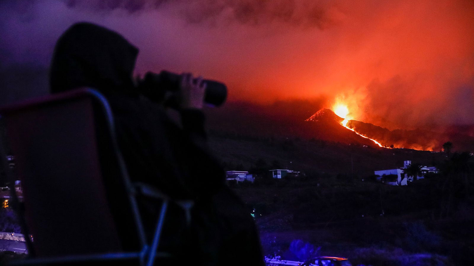 La Palma Lava nähert sich dem Meer Ausgangssperre verhängt The