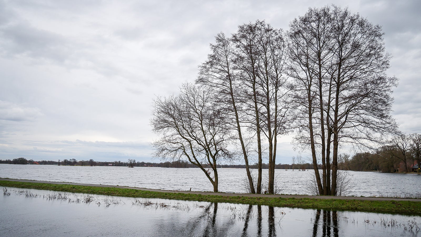 Wegen Hochwasser Lilienthal sperrt Wälder