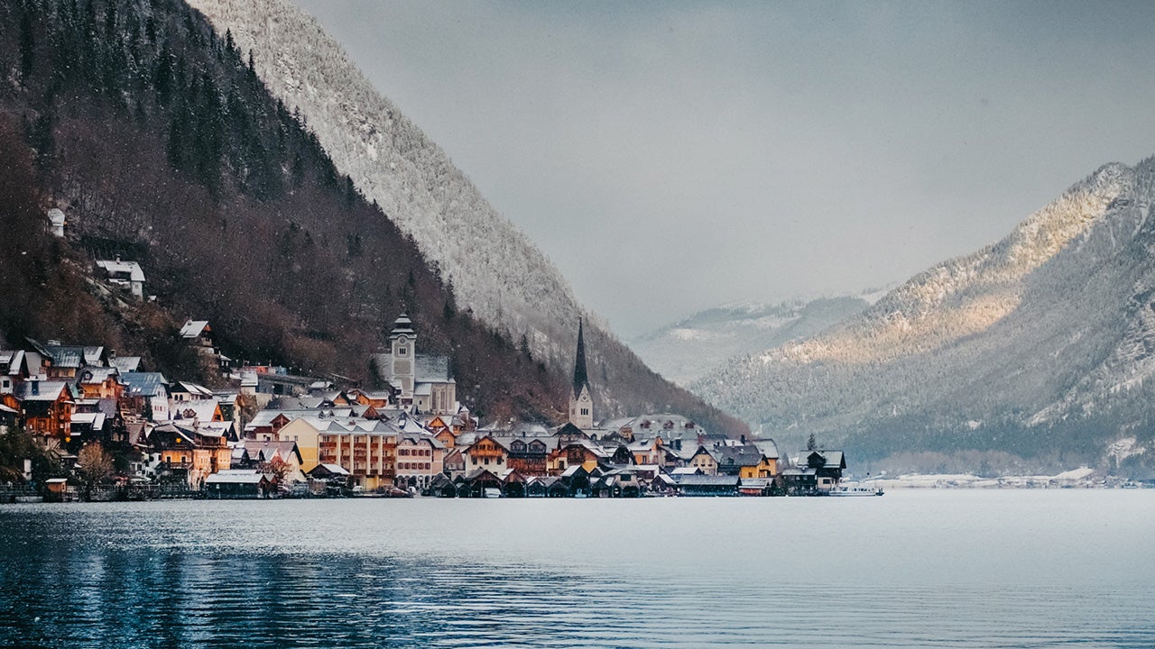 Tiny Village in Austria Looks like a Fairytale (PHOTOS)