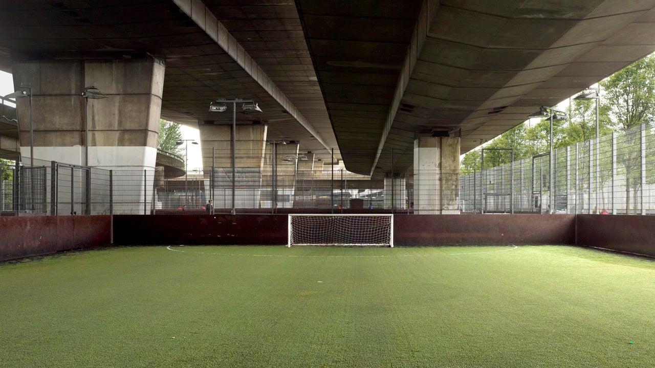 Skies of Concrete: Hidden Spaces Under the World's Bridges and Highways (PHOTOS)