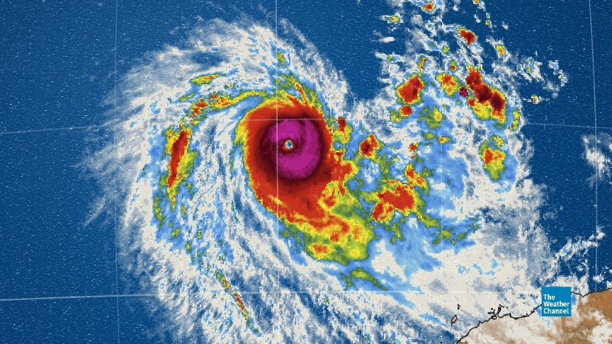 Hurricane Alert: Tropical Storm Erin'S Rapid Intensification - 6ot8ub1
