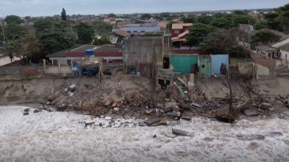 What a Town Consumed By Erosion Looks Like