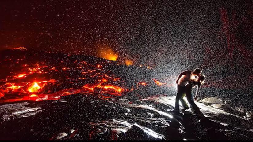 Photographers Capture Fiery Kiss Atop a Volcano | The Weather Channel