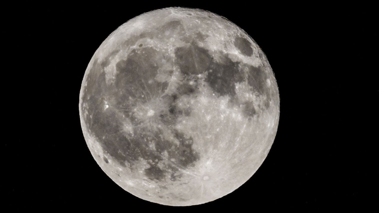 NASA Expected to Announce Return to Moon, Partnership with American Companies