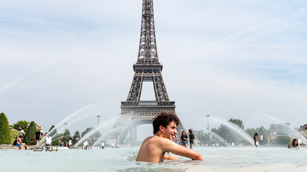 Dangerous Heat Wave Strikes Europe (PHOTOS)