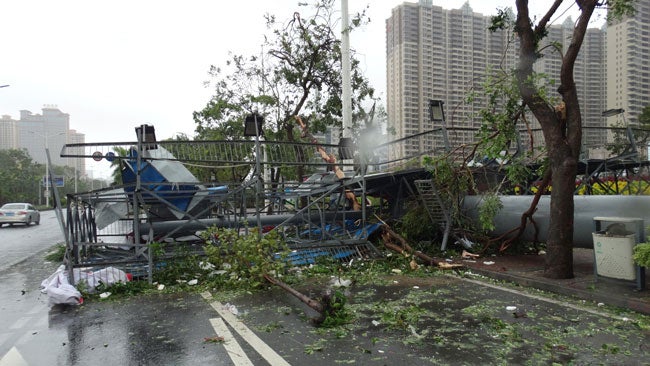 Typhoon Mujigae Lashes China, Philippines; At Least 9 Dead
