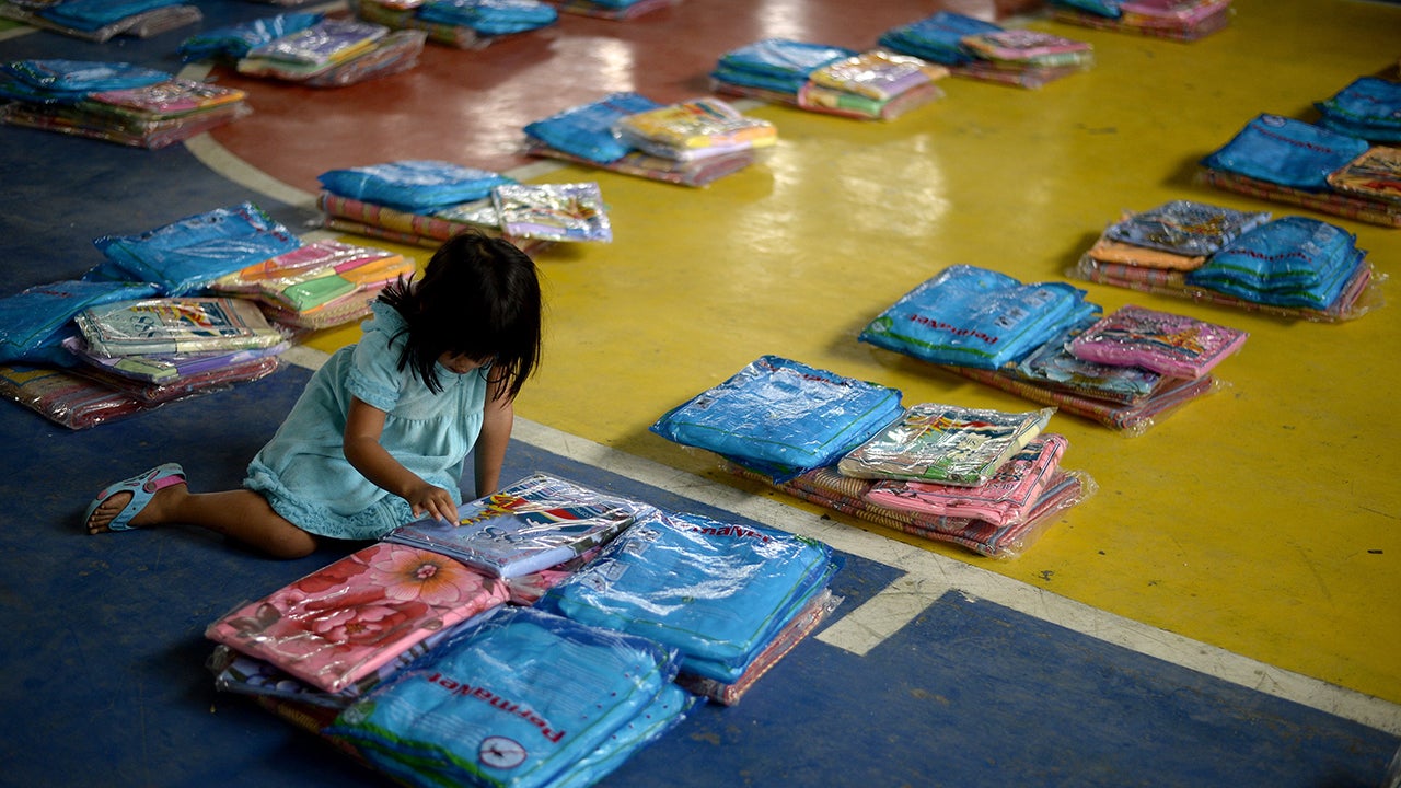 Typhoon Koppu (Lando) Lashes the Philippines (PHOTOS)