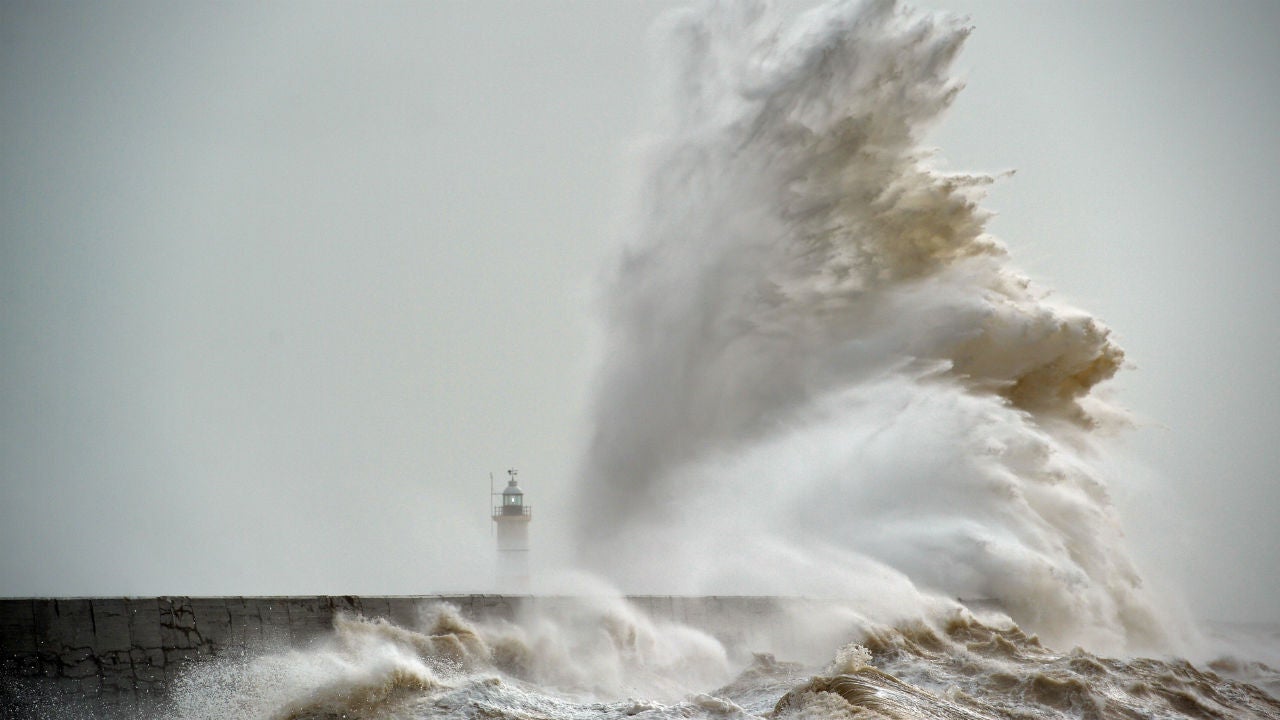 Storm Doris Batters United Kingdom (PHOTOS) The Weather Channel