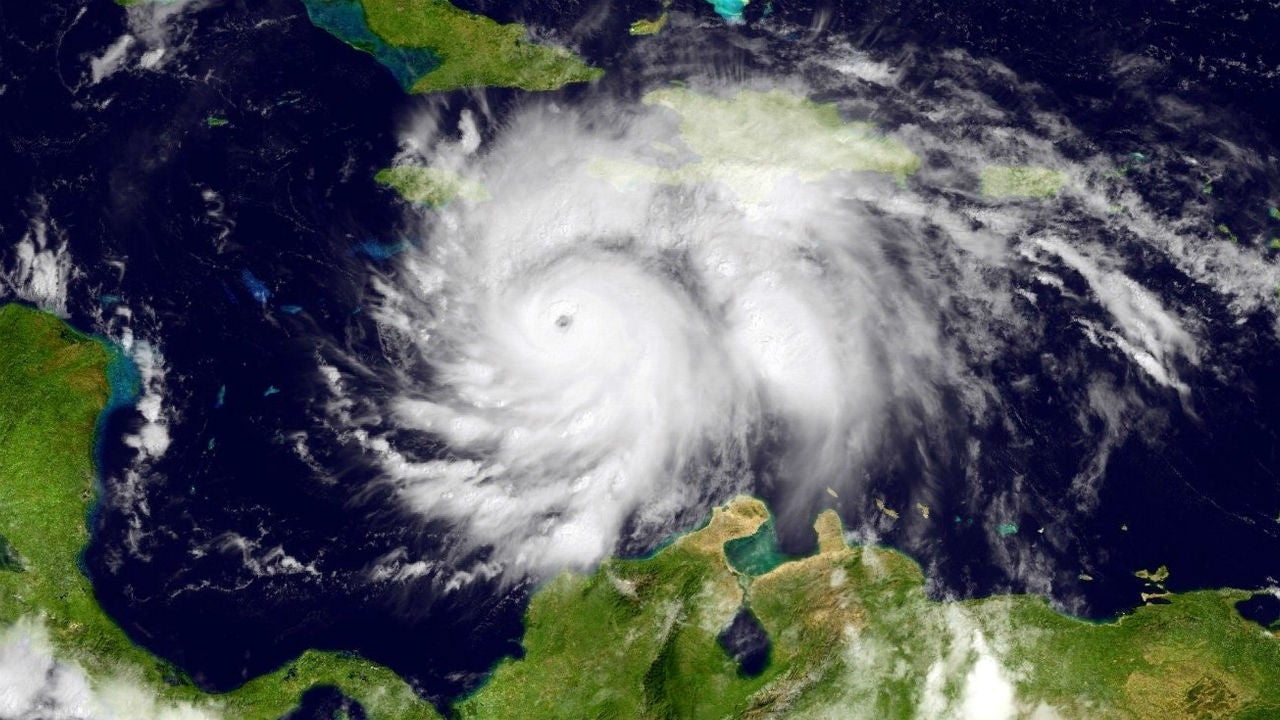 Buffer Zone Appears to Shield U.S. During Busy Hurricane Cycles, Study