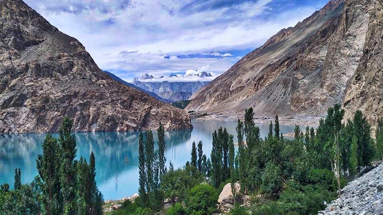 23 Places to Escape the Winter (PHOTOS)