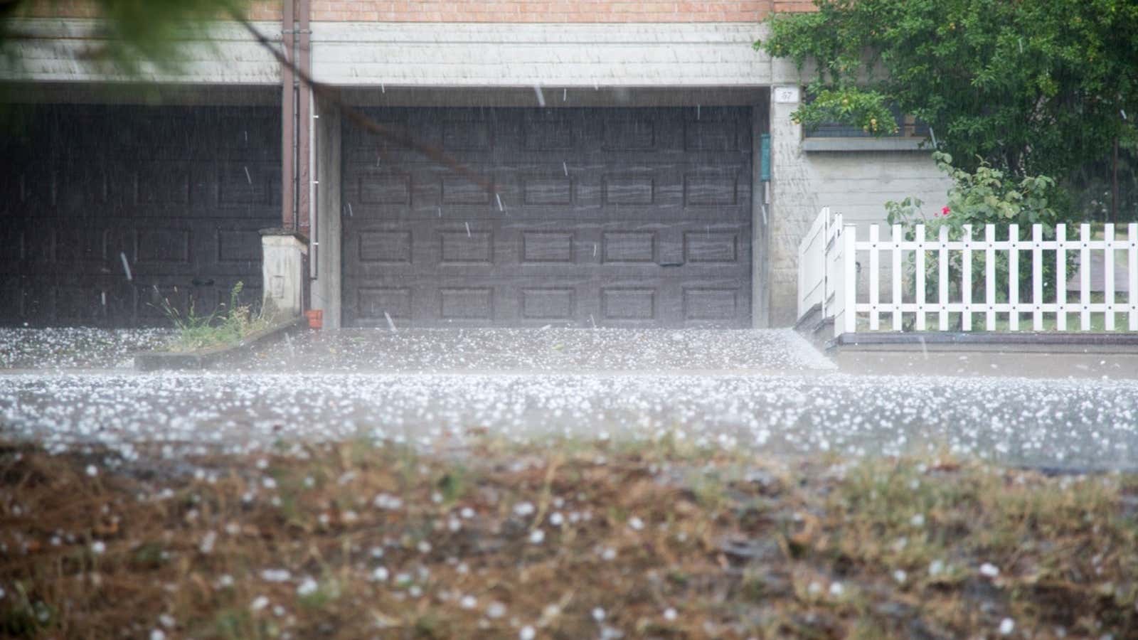Incoming Hail Everything You Need To Know About Hail Storms | Weather.com