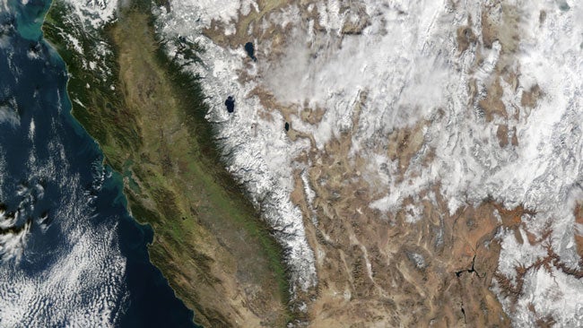 Sierra Nevada Snowpack Hits 5-Year High Despite California Drought