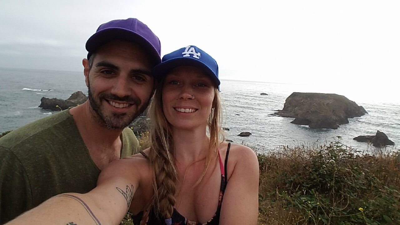 Couple Breaks World Record for Longest Road Trip in One Country (PHOTOS)