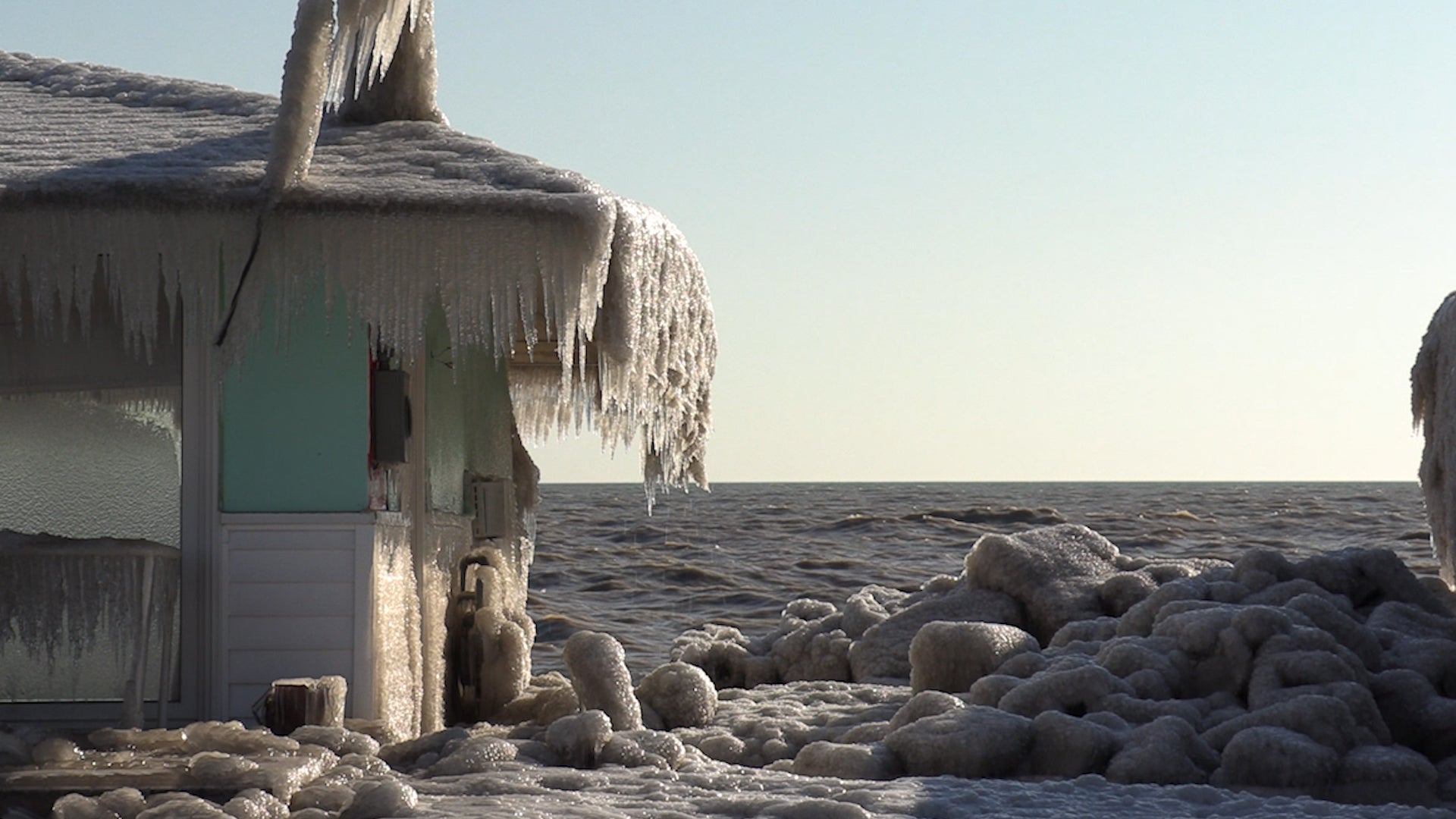 Homes Encased in Ice Along Lake Erie The Weather Channel