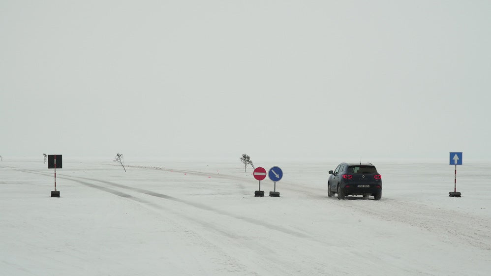 Take A Ride Across Frozen Sea On Estonia&rsquo;s Ice Road