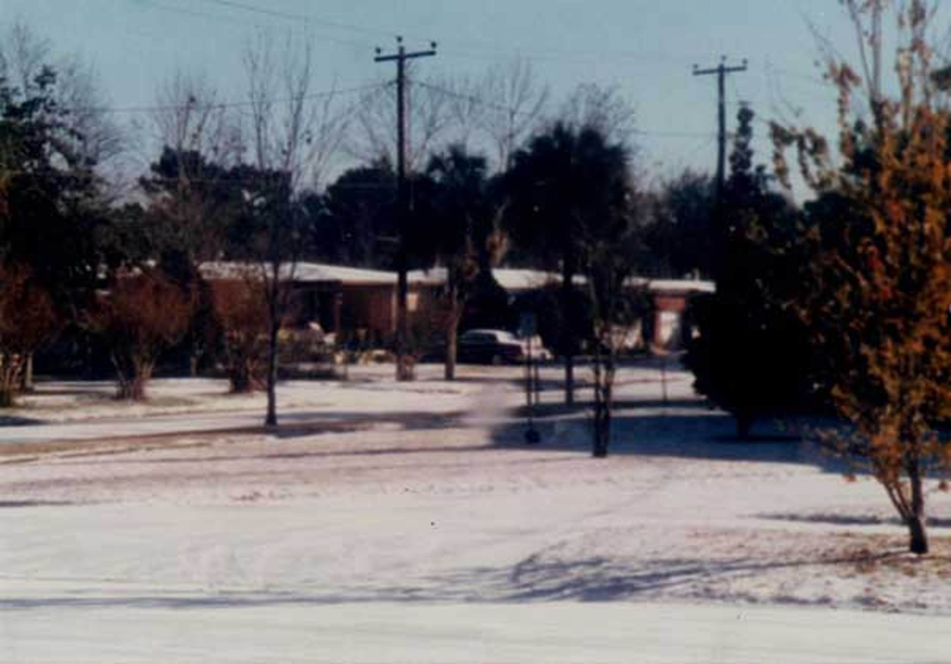 Snow covers the ground in Jacksonville, Fla. on Dec. 24, 1989.