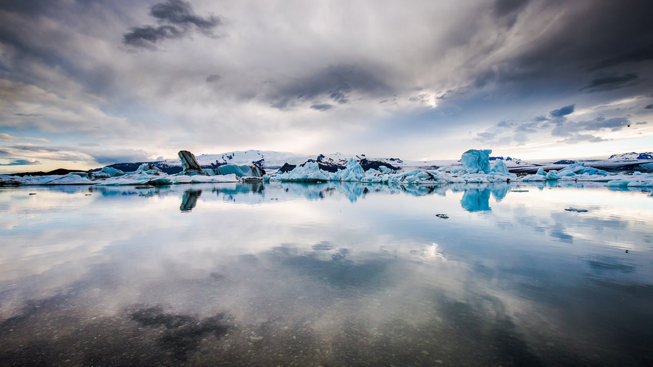 Photographer Jakub Polomski Releases New Images of Iceland