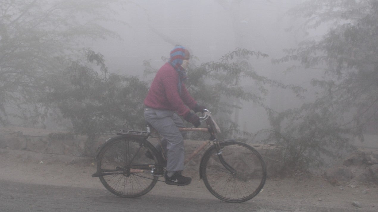 Mercury Levels Continue To Drop In Jammu Kashmir Ladakh Weather Mercury Levels Continue To Drop In Jammu Kashmir Ladakh Weather