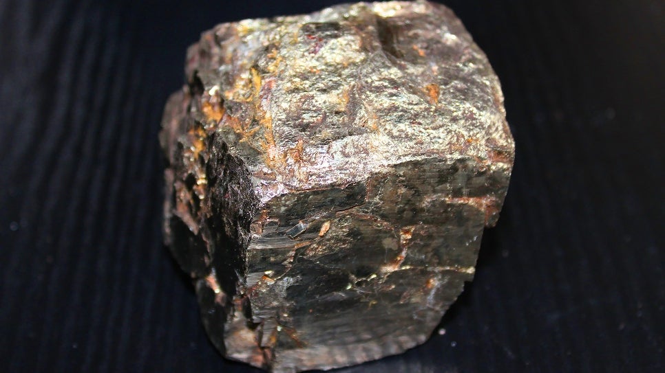 Scientists Discover Neverbeforeseen Mineral Inside Sevendecadeold